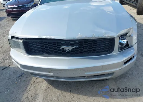 2007 Ford Mustang z USA, uszkodzony, nr VIN 1ZVFT80N575312871